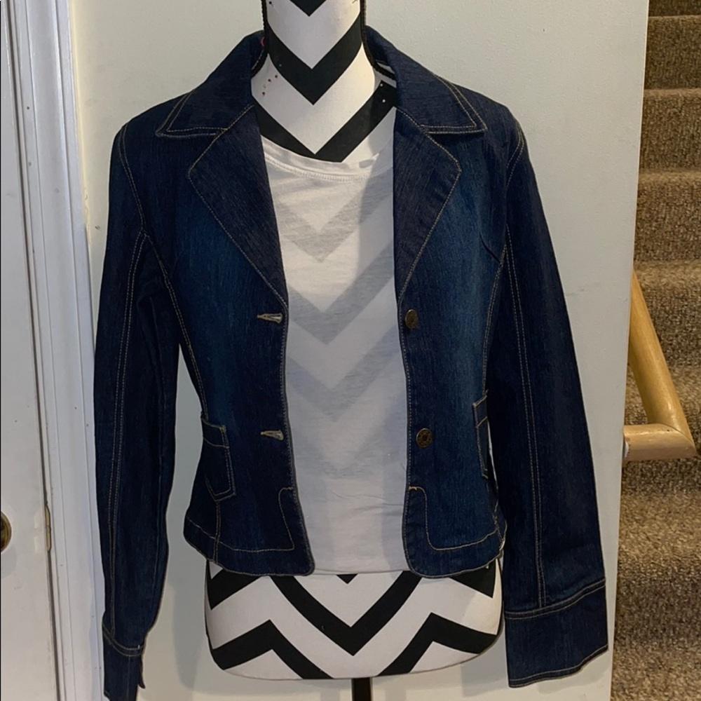 Women’s Whats Hot Jean Jacket